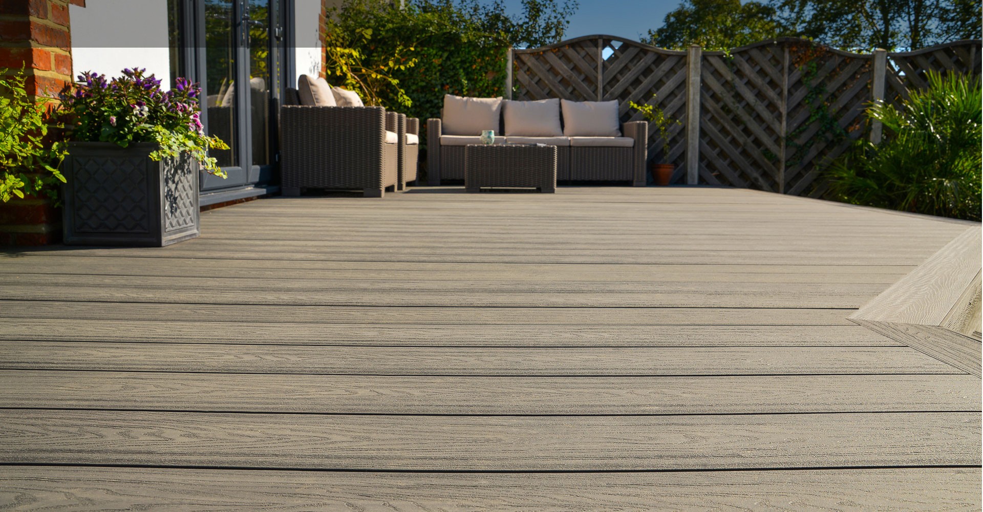 deck builder